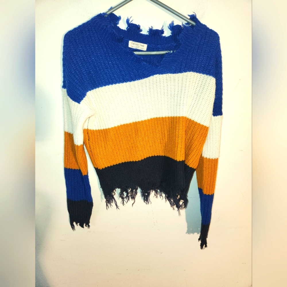 Full Circle Trends womems sweater size medium